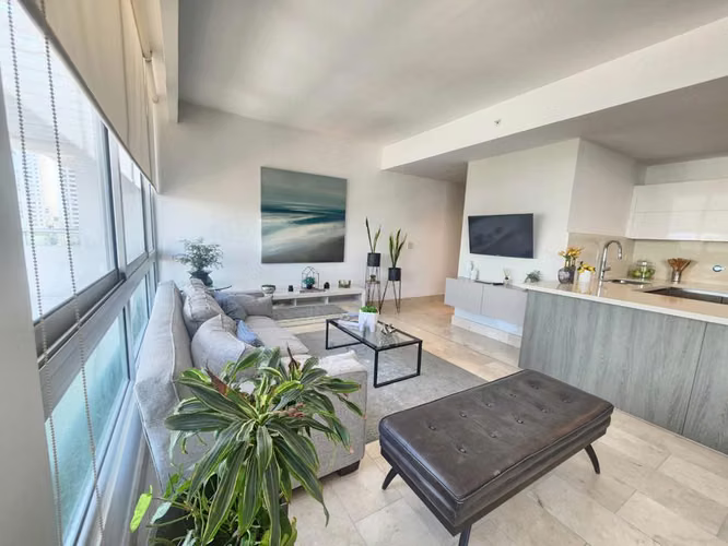 Venta de Apartamento Nuevo en Coco del Mar PH Panorama - LH