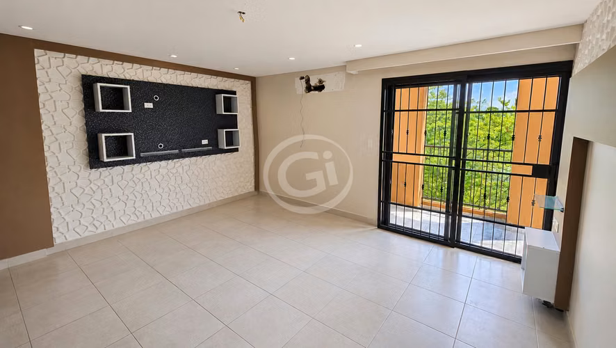 Venta Apartamento Embassy Club Planta Baja Remate Bancario 1,734 $/m2