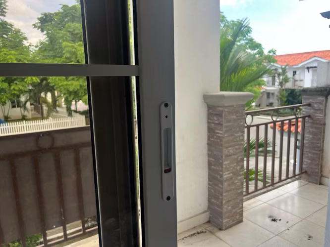 Banco vende casa en PH Quintas de Versalles, Don Bosco, Juan Díaz
