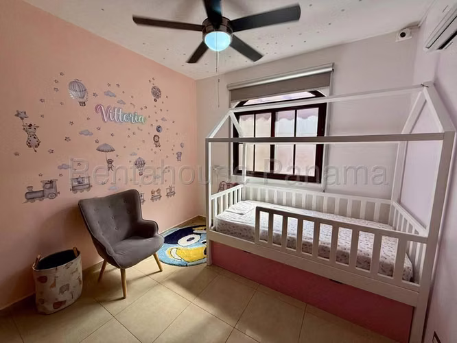 Venta de casa en PH El Doral 27MVCH269