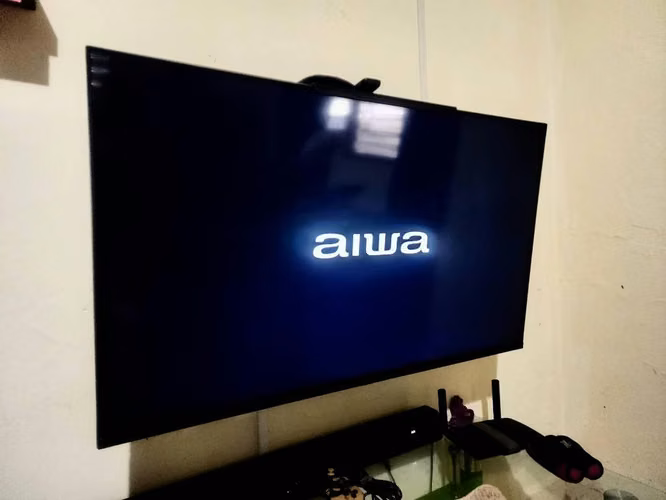 VENDO TELEVISOR AIWA SMART TV 4K DE 50" (COMO NUEVA)