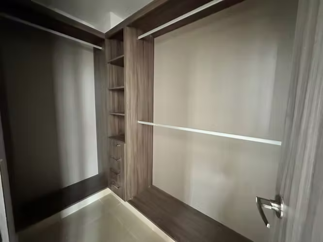 Se vende Penthouse en Ph Kings Park, Condado del Rey