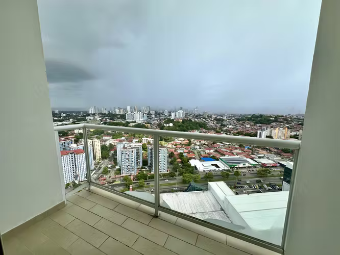 Se vende Penthouse en Ph Kings Park, Condado del Rey