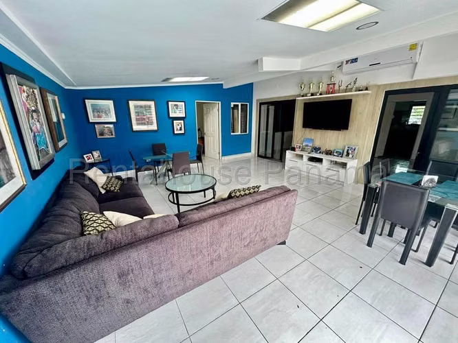 Casa en Venta en Altos de Panama  JG