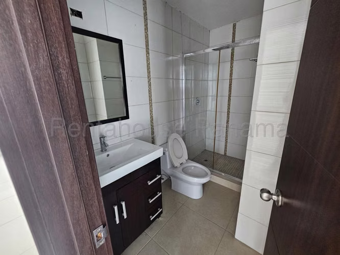 Apartamento en Venta en  Condado del Rey JG
