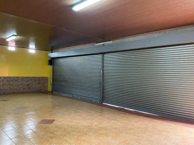 OFERTA VENTA LOCAL COMERCIAL CON AVALUO Y EXCELENTE UBICACION