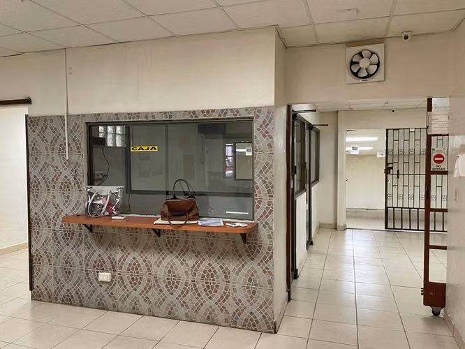 OFERTA VENTA LOCAL COMERCIAL CON AVALUO Y EXCELENTE UBICACION