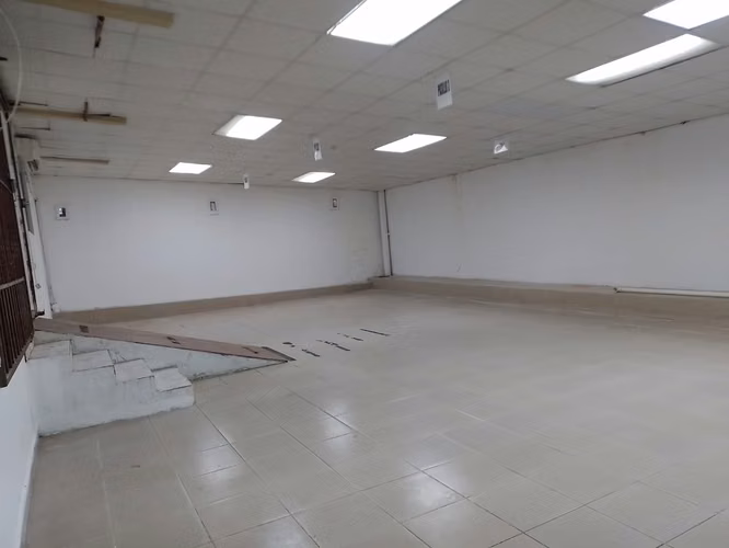 OFERTA VENTA LOCAL COMERCIAL CON AVALUO Y EXCELENTE UBICACION