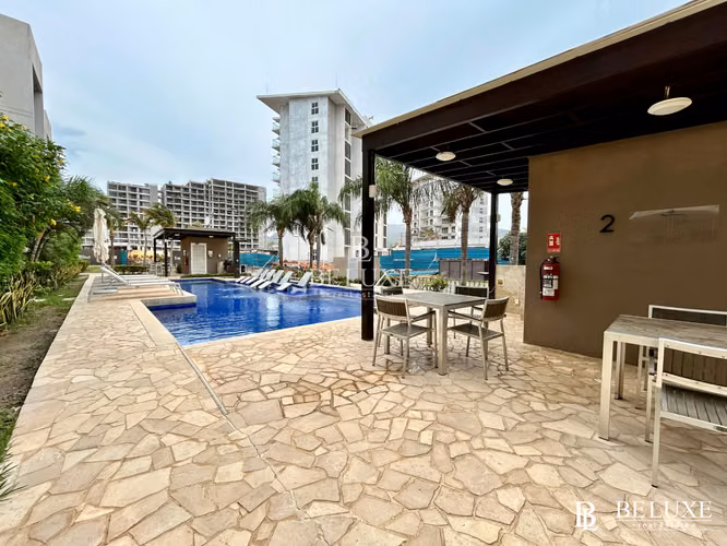 VENTA DE APARTAMENTO AMOBLADO A PASOS DEL MAR, PLAYA CARACOL (26)