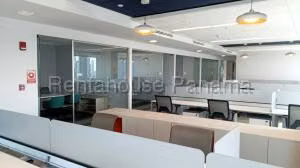 Alquiler de Oficina con 326m2 en Costa del Este PH Plaza del Este 27-270SR