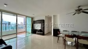 Venta de Apartamento con 98m2 en San Francisco PH Terramar 27-222SR