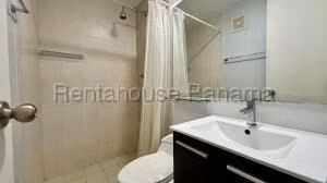 Venta de Apartamento con 98m2 en San Francisco PH Terramar 27-222SR