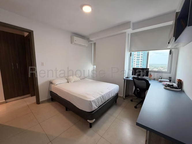 Apartamento en Venta en PH LUMIERE Costa del Este 27AECC261