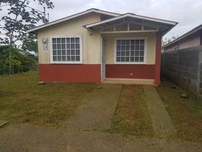 Alquiler Casa Bda. La Valdeza (Opción a Venta)