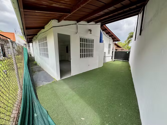 Se vende casa unifamiliar en Altos de Panama