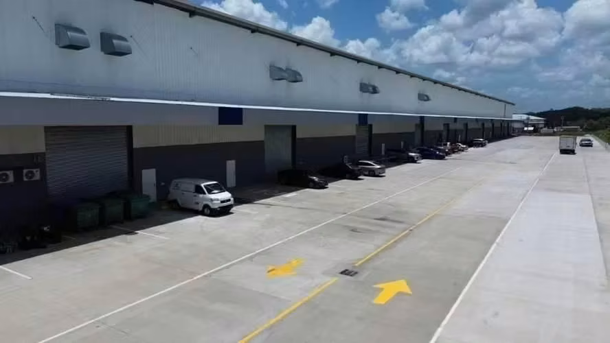 Office/Galeras rental near Costa Verde