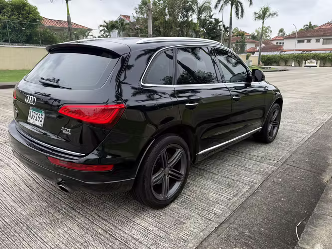 Audi Q5 Negro
