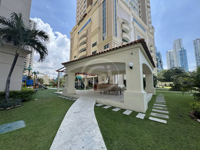 Costa Pacífica Apartamento Venta Punta Pacífica Panamá Reposeído