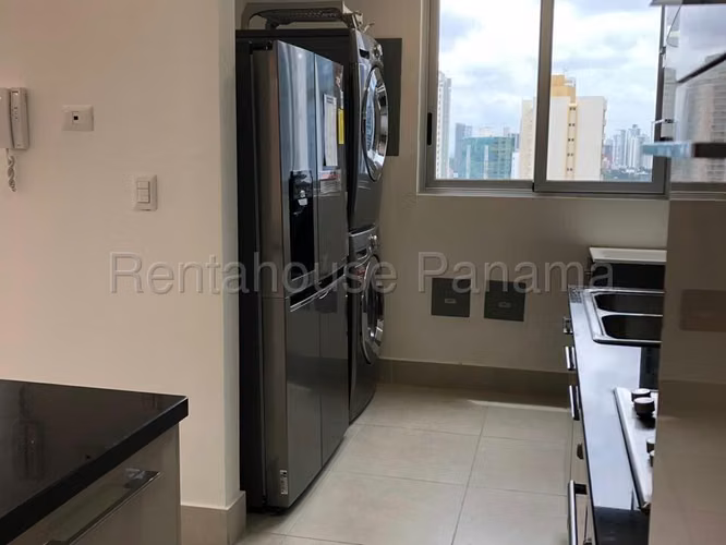 Apartamento en Alquiler en Obarrio 27*239Mfk