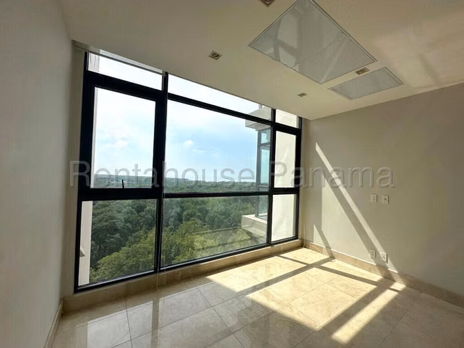 Alquiler de Apartamento en Santa Maria 27*271Mfk