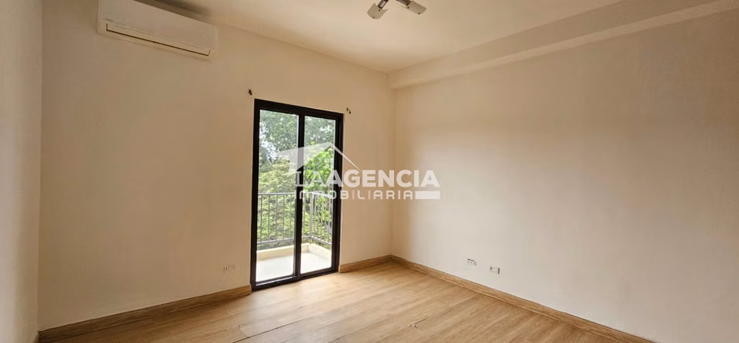 Albrook, Venta de Apartamento en Res. Embassy Village con vista al bosque - Imagen 13