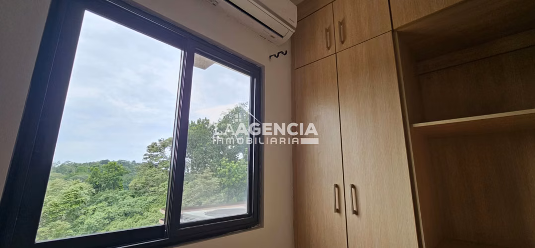 Albrook, Venta de Apartamento en Res. Embassy Village con vista al bosque - Imagen 17