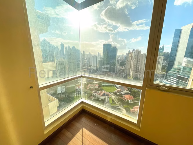 Venta de Apartamento en Punta Pacifica 27*262Mfk