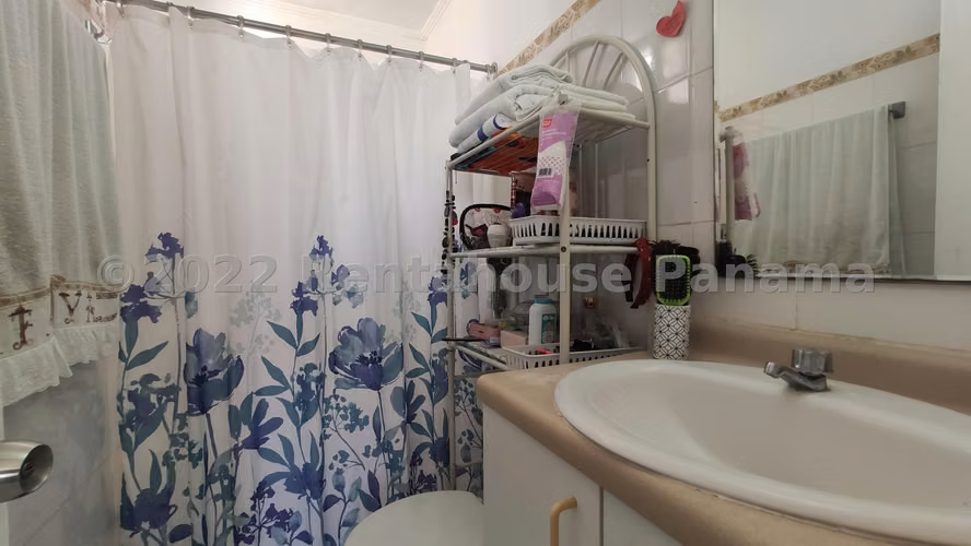 Apartamento en Venta en El Crisol. 26-5770.