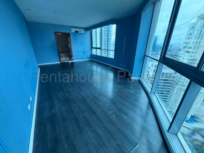 Venta de Apartamento de 287mts al lado del Parque Urraca EC - Imagen 3
