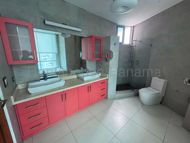 Apartamento en Venta en Bellavista. 27-292.
