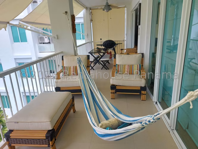 VENTA DE APARTAMENTO PLAYA BLANCA GM