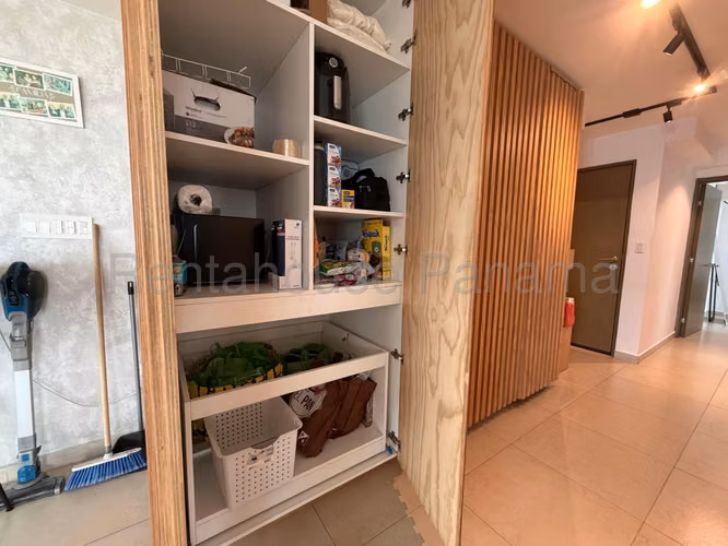 Se Vende Apartamento en Costa del Este YDU