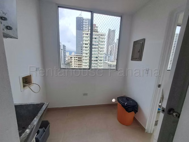 Se Vende Apartamento en El Cangrejo YDU