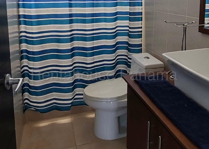 Se Alquila Casa en San Carlos YDU