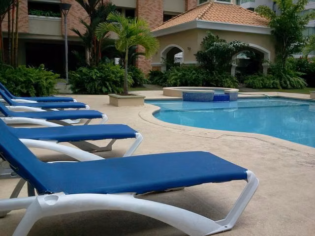 Se Vende Apartamento en Costa del Este KA26-2765