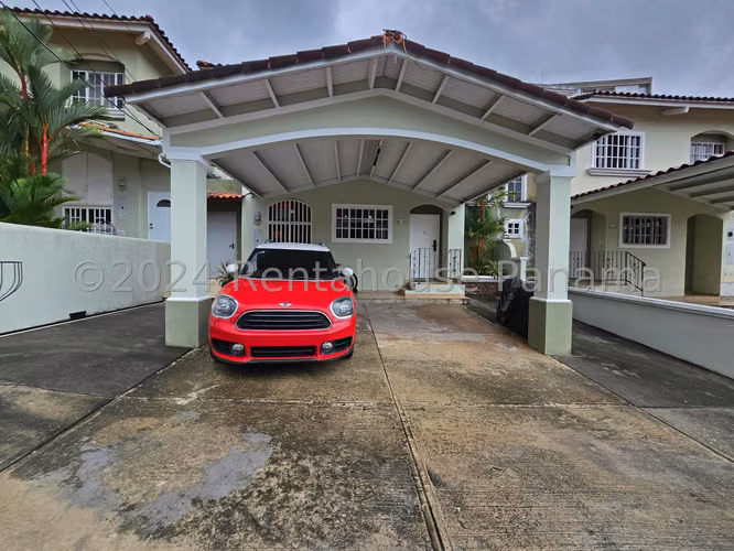 Se Vende Casa en Villa Lucre KA25-1864