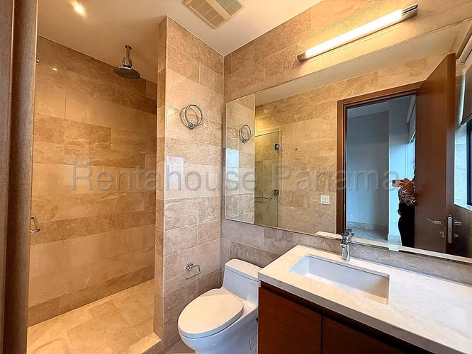 VENTA DE APARTAMENTO EN ALBATROSS SANTA MARIA HQ