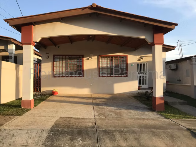 House for Sale in Arraijan KA26-6282
