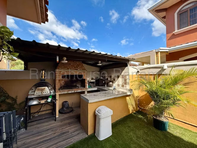 VENTA DE CASA EN EL DORAL COSTA SUR HQ - Imagen 10