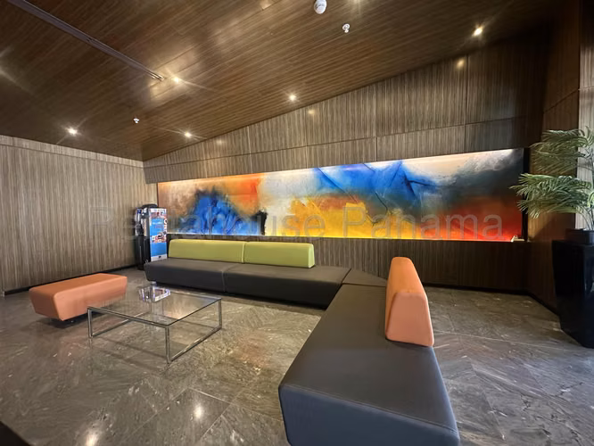 VENTA DE OFICINA EN SMOP OFFICE PLEX 71 SANTA MARIA HQ