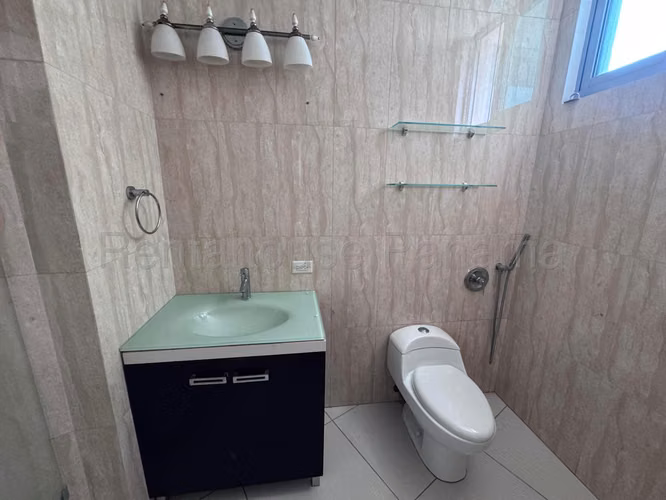 VENTA DE APARTAMENTO EN ALLURE AT THE PARK BELLAVISTA HQ