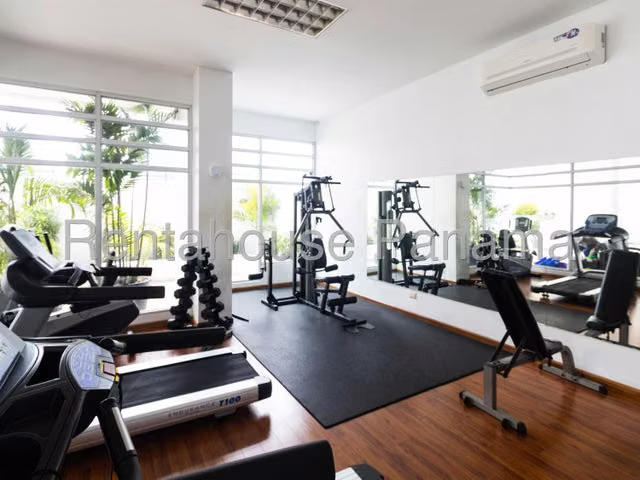 Apartamento en venta en Costa del Este YM
