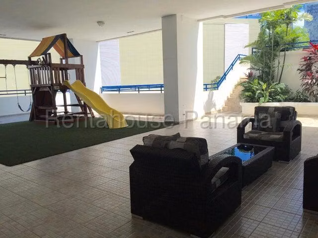 Apartamento en venta en Costa del Este YM