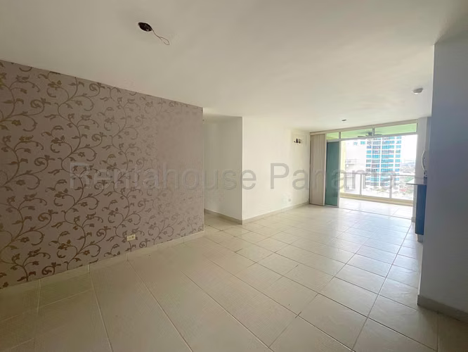 Se Vende Apartamento en Costa del Este VLU27-291