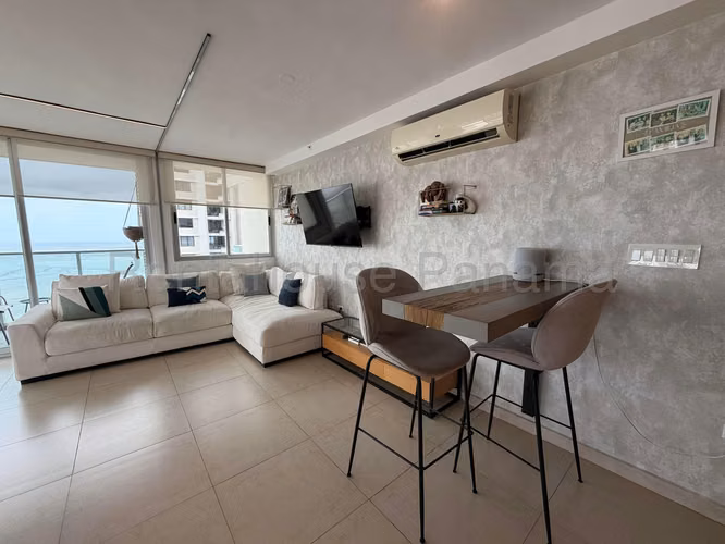 Se Vende Apartamento en Costa del Este MDV27-261