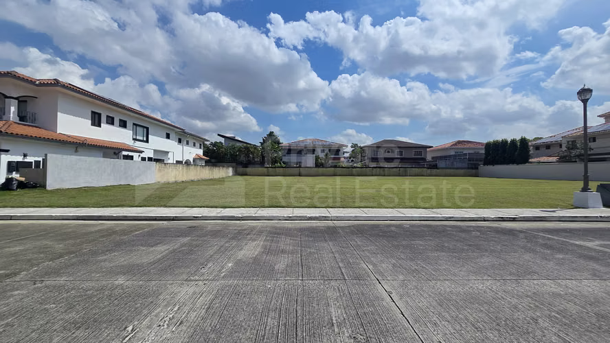 Terreno en venta PH Villas del Mar Costa del Este
