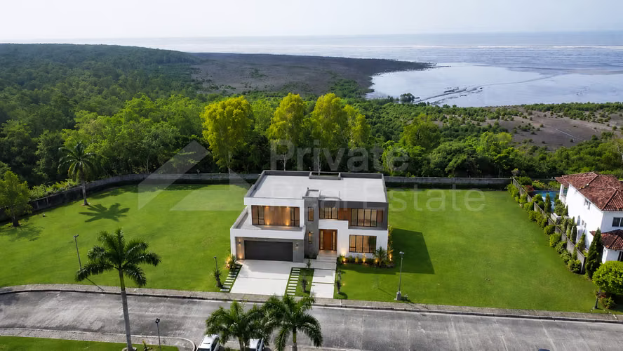 Terreno en venta PH Villas del Mar Costa del Este
