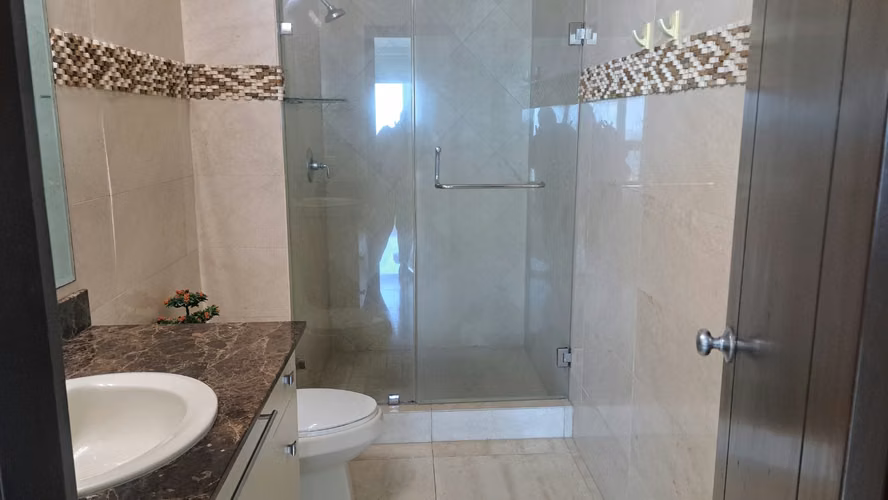 ALQUILER DE APARTAMENTO EN PH VILLA DEL MAR - Imagen 7