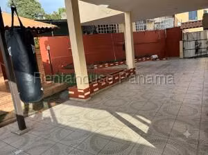 Venta de Casa con 373m2 en El Crisol PH El Crisol 27-287SR