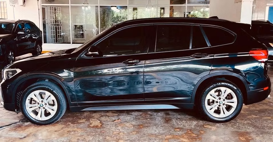 Vendo Auto BMW X1